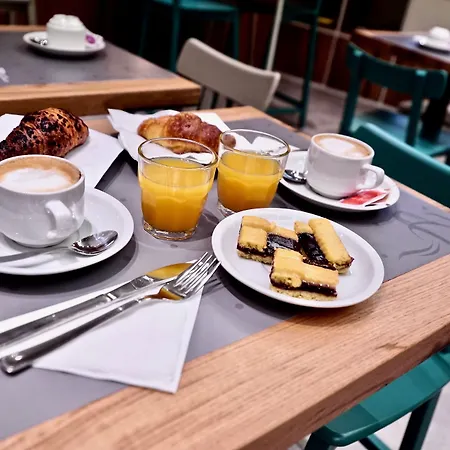 Отель Hotel Centrale 3*