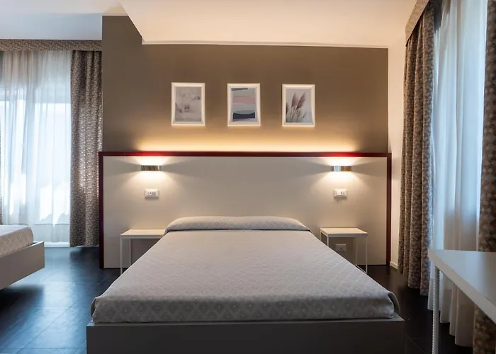 Hotel Centrale Hotel 3*