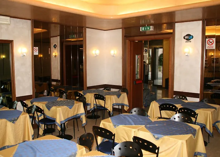 Hotel Centrale Hotel 3*