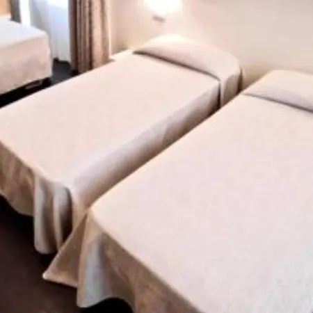 Hotel Centrale Szálloda Mestre