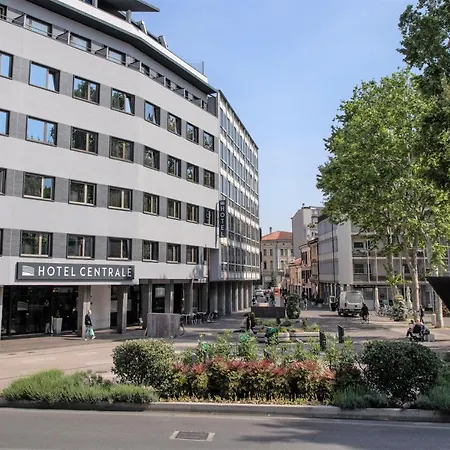 Отель Hotel Centrale 3*