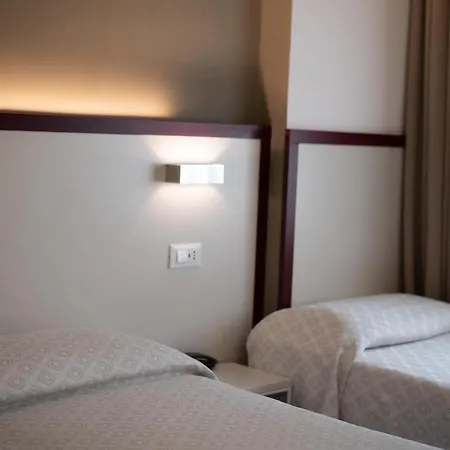 Hotel Centrale Hotel 3*