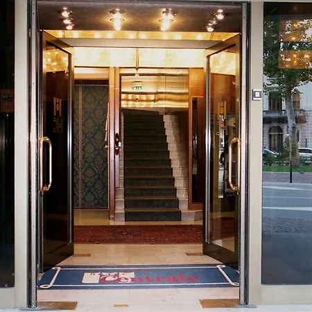 Hotel Centrale Отель Местре