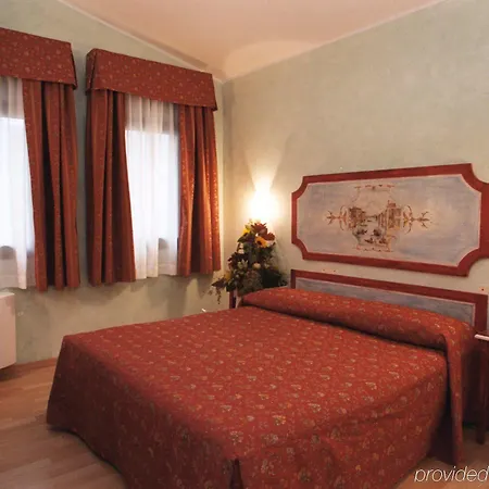 Hotel Centrale 3* Mestre