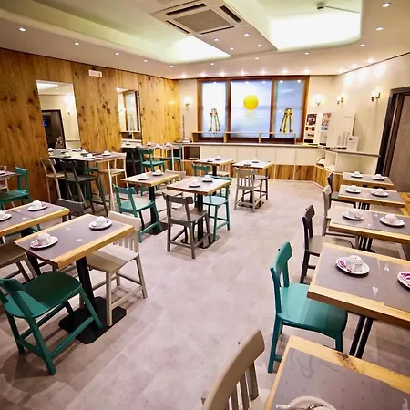 Hotel Centrale 3* Местре