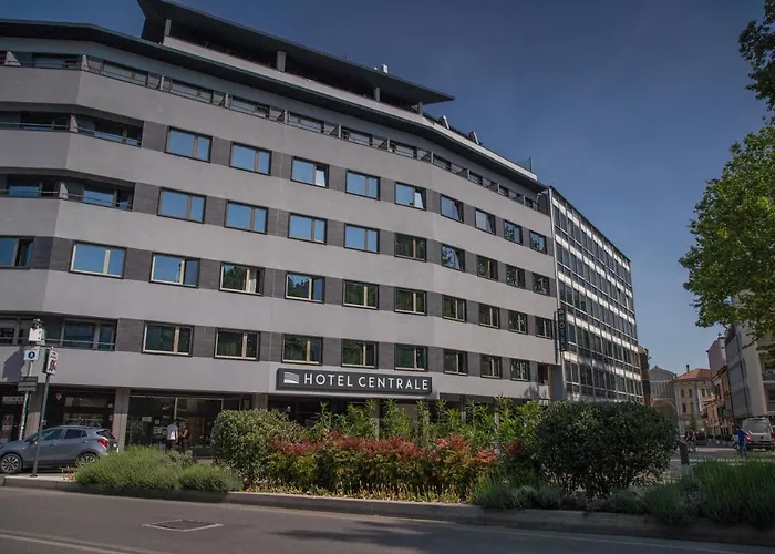 チェントラーレ ホテル