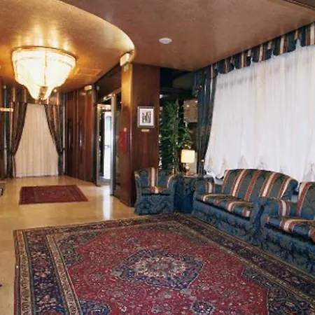 Отель Hotel Centrale Местре