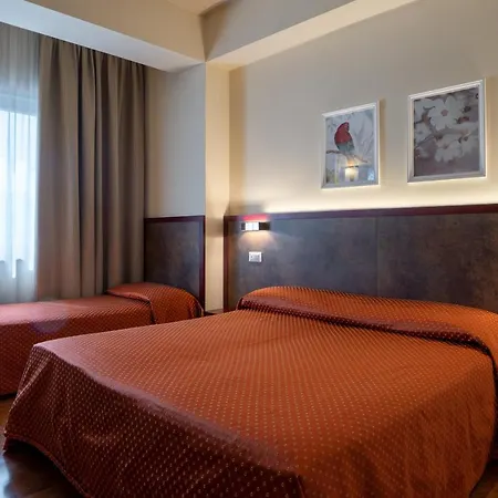 Hotel Centrale Отель 3*